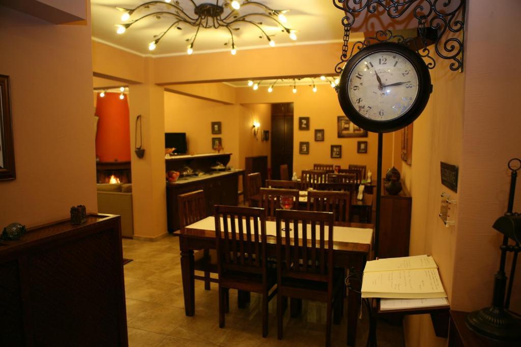 Roes Suites Loutraki  Luaran gambar