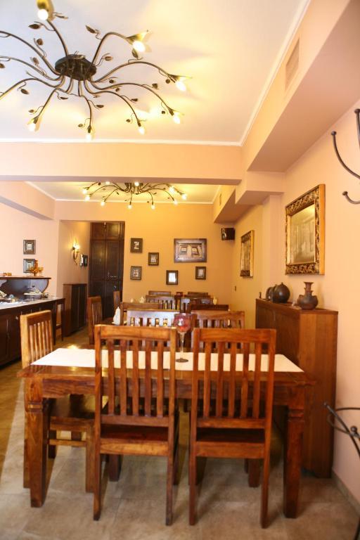 Roes Suites Loutraki  Luaran gambar